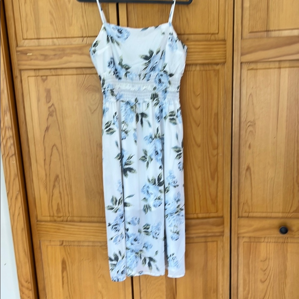 Trixxi Blue Floral Midi Dress